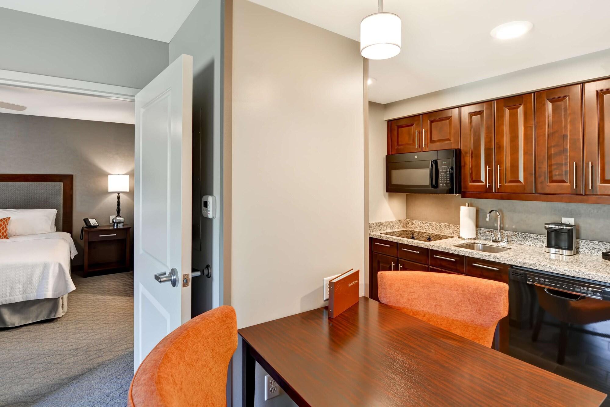 Homewood Suites By Hilton New Hartford Utica Clinton Экстерьер фото